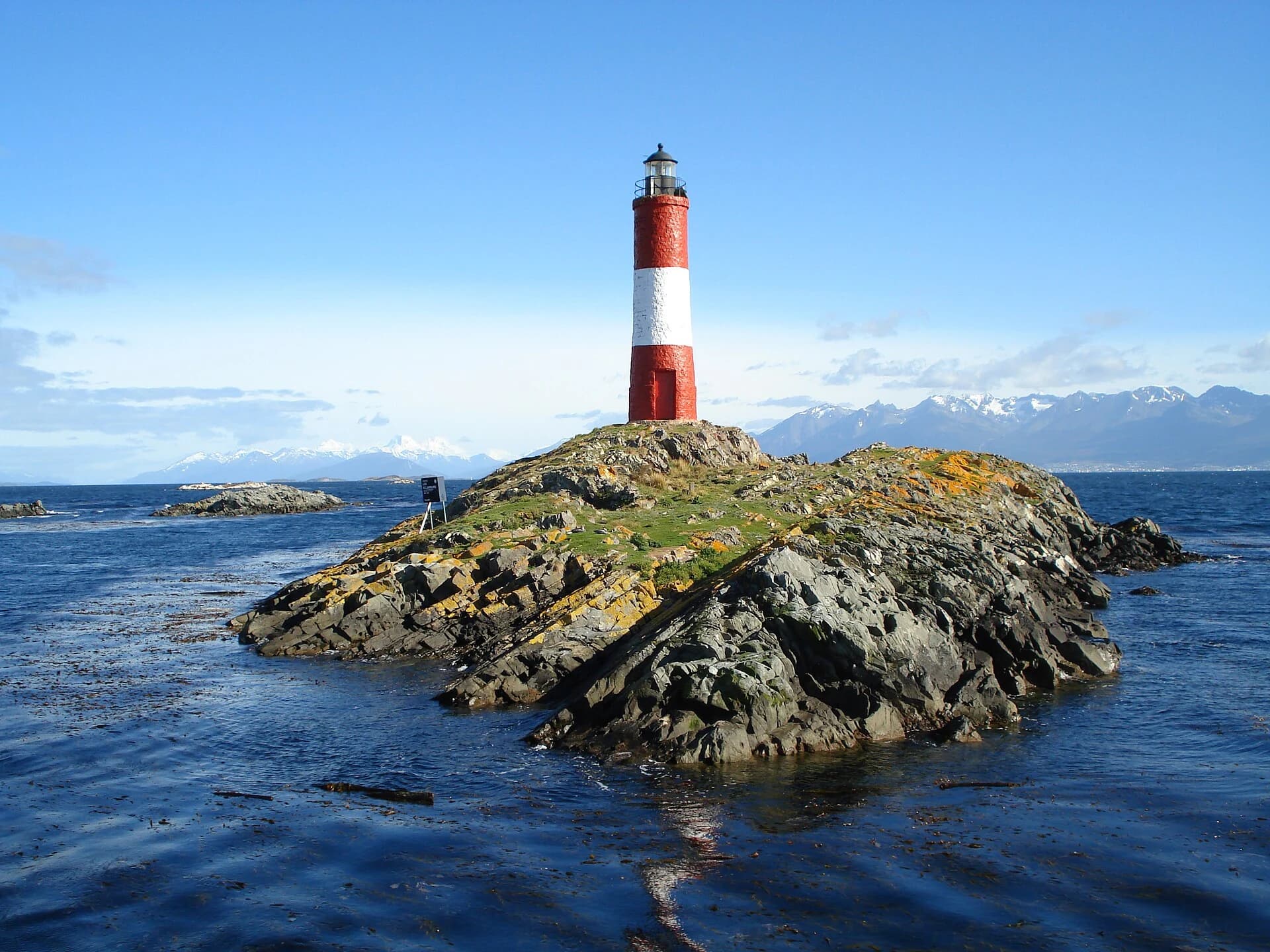 Les Éclaireurs Lighthouse on the Beagle Channel
